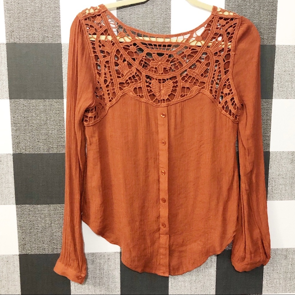 Anthropology E hanger M terracotta Top wom…
